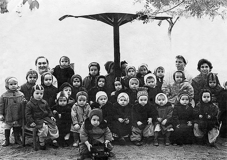 Наша счастливая треклятая жизнь Наша счастливая треклятая жизнь