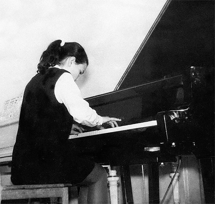 Наша счастливая треклятая жизнь Наша счастливая треклятая жизнь