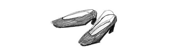 Зеленый велосипед на зеленой лужайке