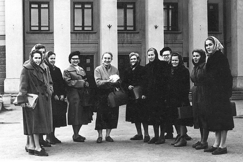 "Посмотрим, кто кого переупрямит...". Надежда Яковлевна Мандельштам в письмах, воспоминаниях, свидетельствах "Посмотрим, кто кого переупрямит...". Надежда Яковлевна Мандельштам в письмах, воспоминаниях, свидетельствах