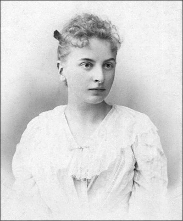 Прекрасные незнакомки. Портреты на фоне эпохи Прекрасные незнакомки. Портреты на фоне эпохи