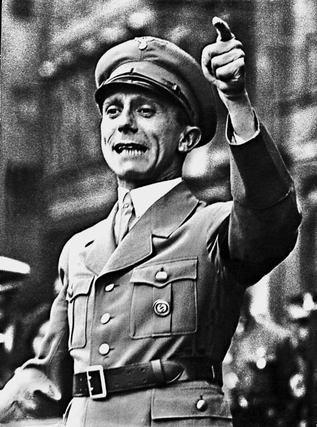 Сталин и Гитлер Сталин и Гитлер