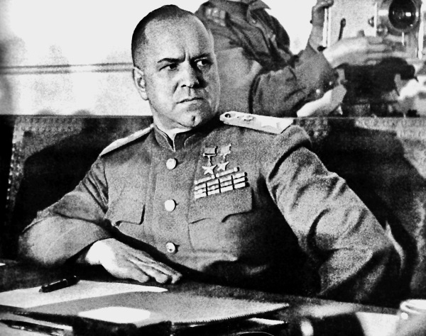 Сталин и Гитлер Сталин и Гитлер