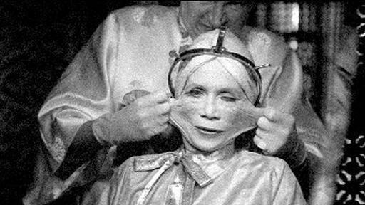 Режиссеры настоящего. В 2 томах. Том 1. Визионеры и мегаломаны Режиссеры настоящего. В 2 томах. Том 1. Визионеры и мегаломаны