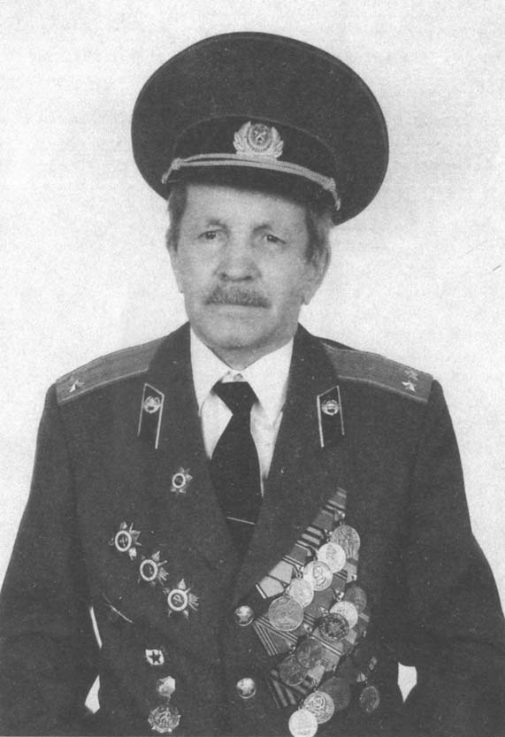 Дневник самоходчика. Боевой путь механика-водителя ИСУ-152. 1942-1945 Дневник самоходчика. Боевой путь механика-водителя ИСУ-152. 1942-1945