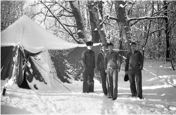 Морские дьяволы. Из жизни водолазов-разведчиков Балтийского флота ВМФ Морские дьяволы. Из жизни водолазов-разведчиков Балтийского флота ВМФ