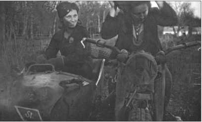 "Тигры" в снегу. Мемуары танкового аса "Тигры" в снегу. Мемуары танкового аса