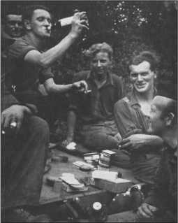 "Тигры" в снегу. Мемуары танкового аса "Тигры" в снегу. Мемуары танкового аса