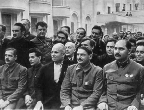 Хрущев Хрущев