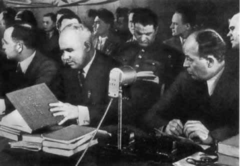 Хрущев Хрущев