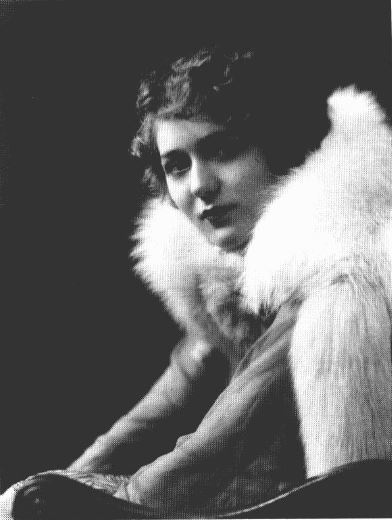 Моя жизнь с Чаплином. Интимные воспоминания Моя жизнь с Чаплином. Интимные воспоминания