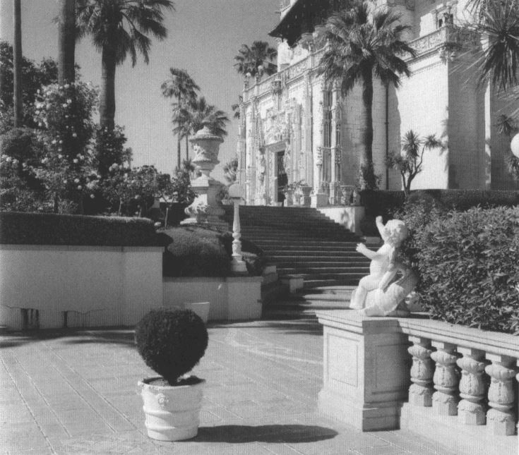 Моя жизнь с Чаплином. Интимные воспоминания Моя жизнь с Чаплином. Интимные воспоминания