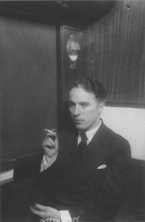 Моя жизнь с Чаплином. Интимные воспоминания Моя жизнь с Чаплином. Интимные воспоминания