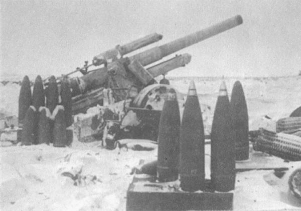 Кровавый плацдарм. 49-я армия в прорыве под Тарусой и боях на реке Угре. 1941-1942