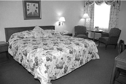 Обустройство и ремонт дома быстро и дешево. Коммуникации и интерьер своими руками всего за 2 месяца Обустройство и ремонт дома быстро и дешево. Коммуникации и интерьер своими руками всего за 2 месяца