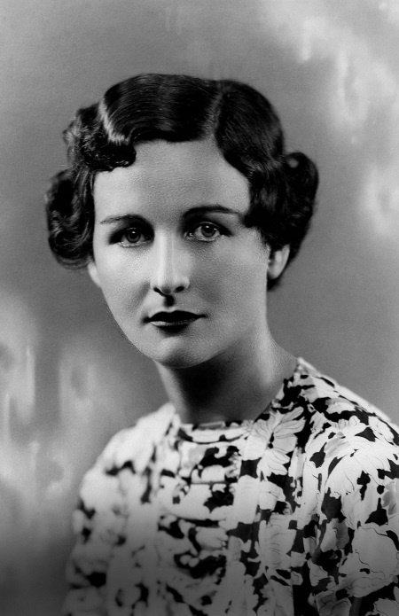 Представьте 6 девочек Представьте 6 девочек