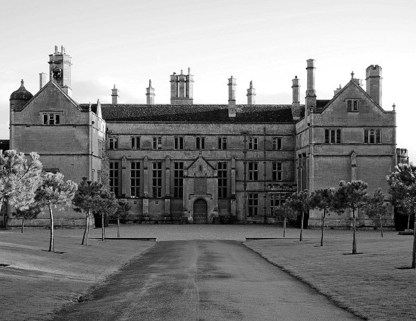 Представьте 6 девочек Представьте 6 девочек