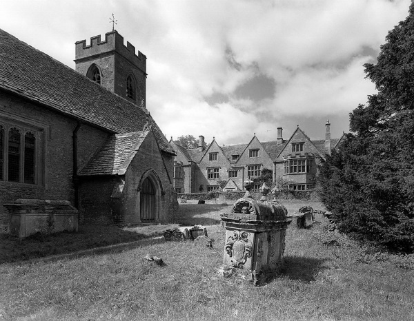 Представьте 6 девочек Представьте 6 девочек