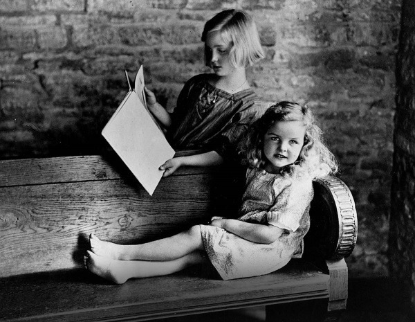 Представьте 6 девочек Представьте 6 девочек