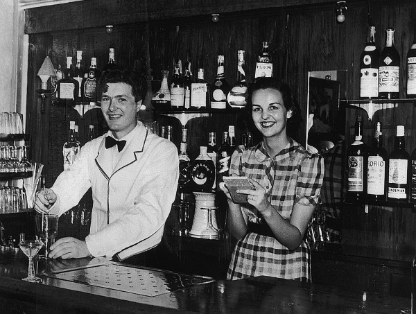 Представьте 6 девочек Представьте 6 девочек