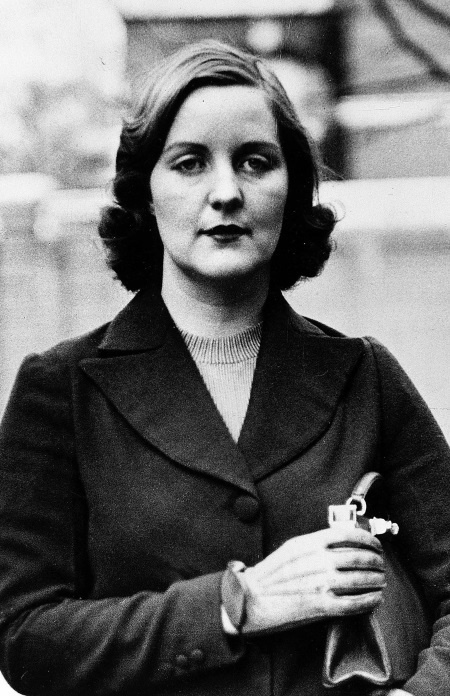 Представьте 6 девочек Представьте 6 девочек