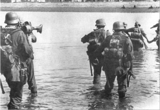 Wehrmacht. Сухопутные войска III Рейха Wehrmacht. Сухопутные войска III Рейха