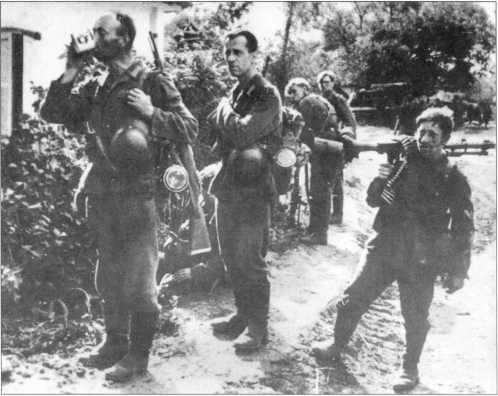 Wehrmacht. Сухопутные войска III Рейха Wehrmacht. Сухопутные войска III Рейха