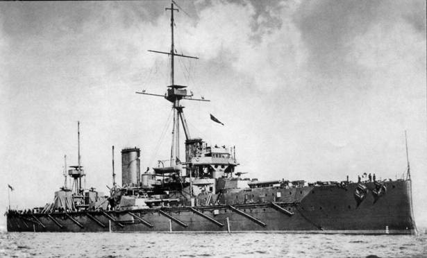 Линкоры Британской империи. Часть 6. Огневая мощь и скорость Линкоры Британской империи. Часть 6. Огневая мощь и скорость