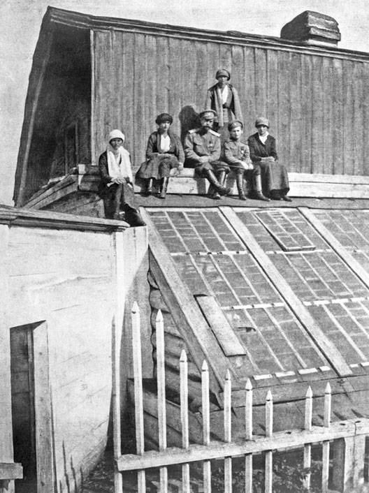 Дневники княжон Романовых. Загубленные жизни Дневники княжон Романовых. Загубленные жизни