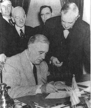 Наука. Величайшие теории. Выпуск 6. Когда фотон встречает электрон. Фейнман. Квантовая электродинамика