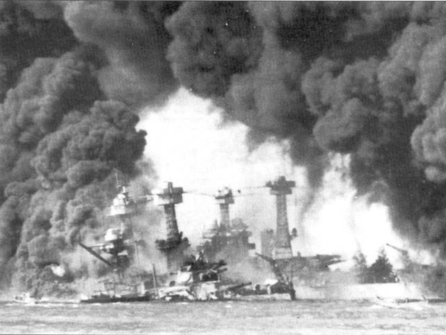 Перл-Харбор. Япония наносит удар