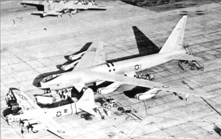 B-17 Flying Fortress B-17 Flying Fortress