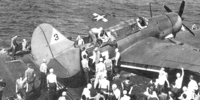 SB2C Helldiver SB2C Helldiver