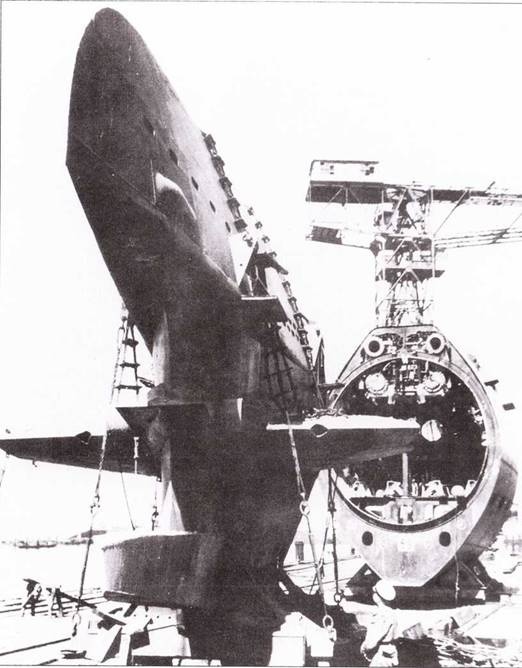 Германские субмарины Тип XXI Крупным планом Германские субмарины Тип XXI Крупным планом