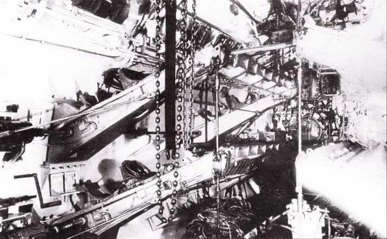 Германские субмарины Тип XXI Крупным планом Германские субмарины Тип XXI Крупным планом