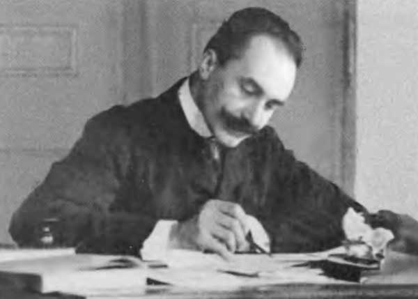 Повседневная жизнь царских дипломатов в XIX веке