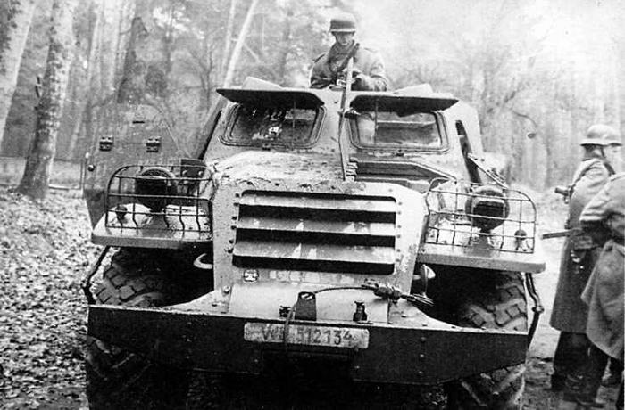 Бронетранспортер БТР-152 Бронетранспортер БТР-152