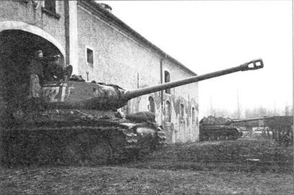 У стен Берлина У стен Берлина