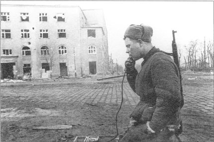 У стен Берлина У стен Берлина