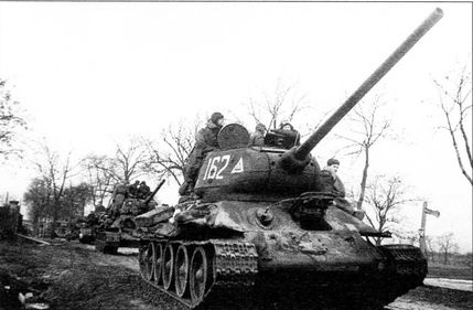 У стен Берлина У стен Берлина