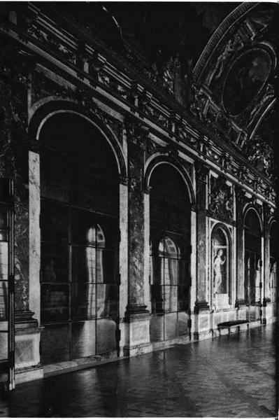 Повседневная жизнь Версаля при королях