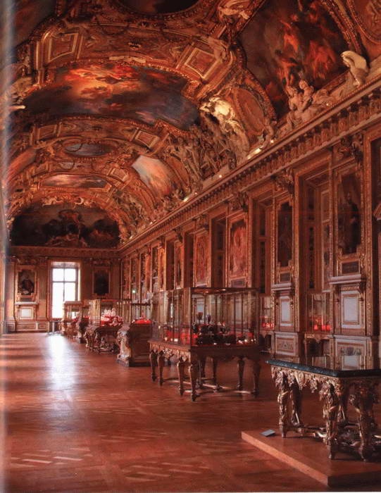 Париж. Любовь, вино, короли и... дьявол