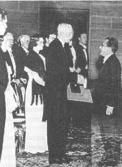 На волне Вселенной. Шрёдингер. Квантовые парадоксы