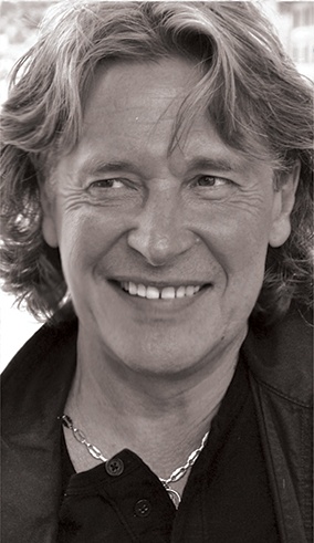 Шесть тонн ванильного мороженого Шесть тонн ванильного мороженого