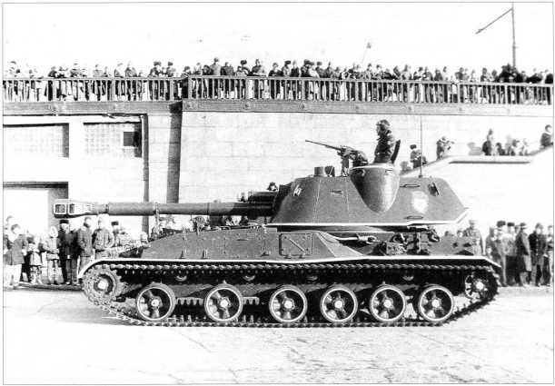 Самоходные артиллерийские установки «Акация», «Тюльпан» и «Гиацинт» Самоходные артиллерийские установки «Акация», «Тюльпан» и «Гиацинт»