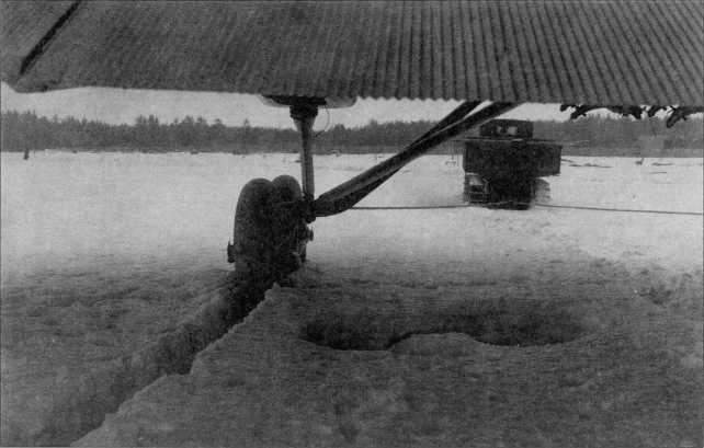 Артиллерийский тягач "Коминтерн". На службе у бога войны Артиллерийский тягач "Коминтерн". На службе у бога войны