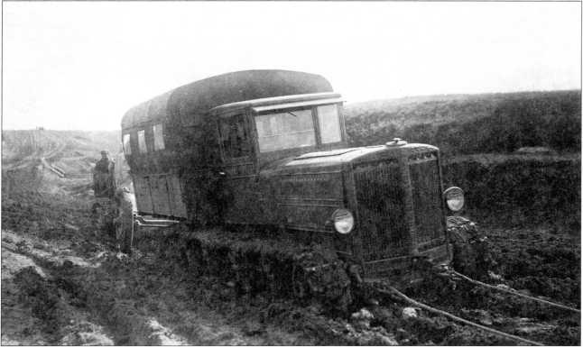 Артиллерийский тягач "Коминтерн". На службе у бога войны Артиллерийский тягач "Коминтерн". На службе у бога войны