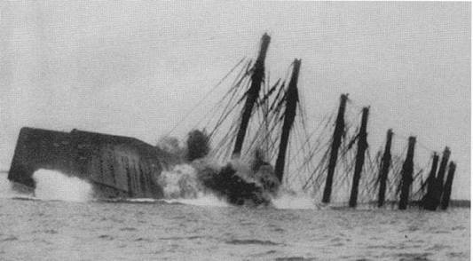 Линейные крейсера “Дерфлингер”, “Лютцов”, “Гинденбург” и “Макензен”. 1907-1918 гг. Линейные крейсера “Дерфлингер”, “Лютцов”, “Гинденбург” и “Макензен”. 1907-1918 гг.