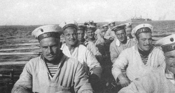 Линейный корабль "Андрей Первозванный" (1906-1925) Линейный корабль "Андрей Первозванный" (1906-1925)