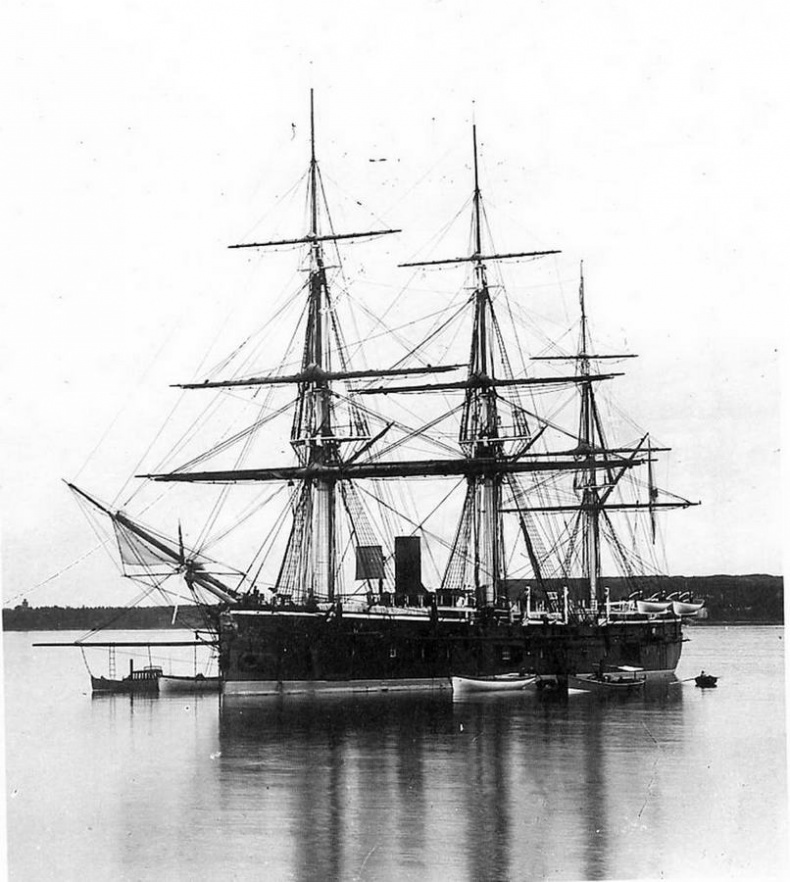 Броненосные фрегаты “Минин” и “Пожарский”